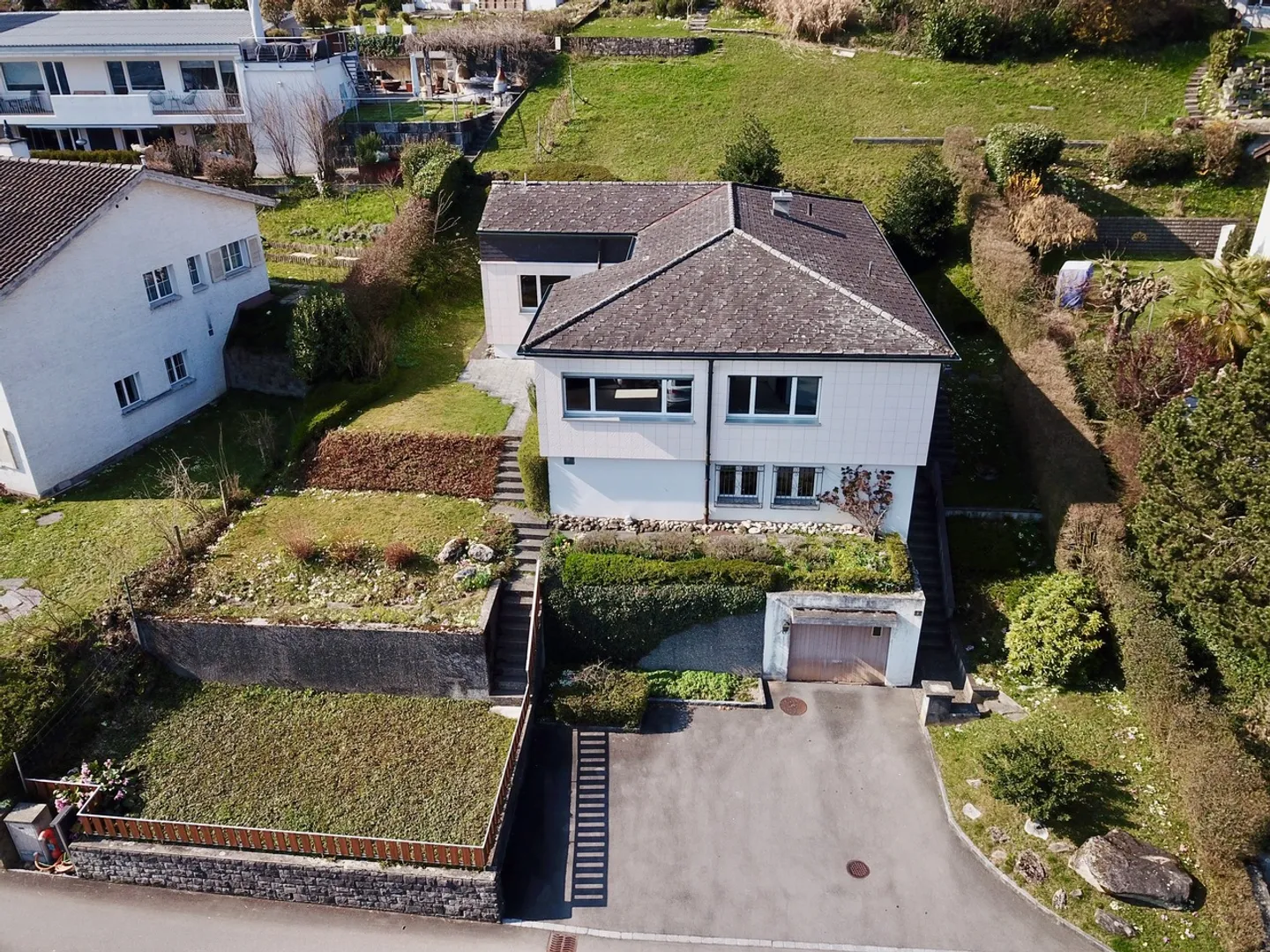 Traumhaftes Baugrundstück mit Panoramablick auf See und Rigi - Foto 2 di 11