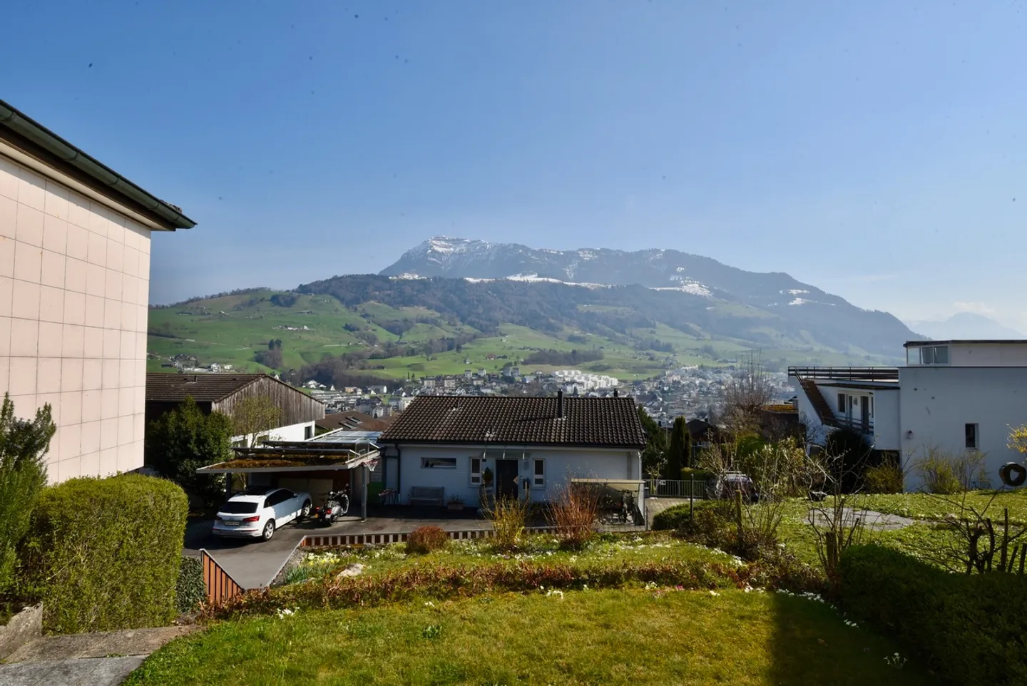 Traumhaftes Baugrundstück mit Panoramablick auf See und Rigi - Foto 10 di 11