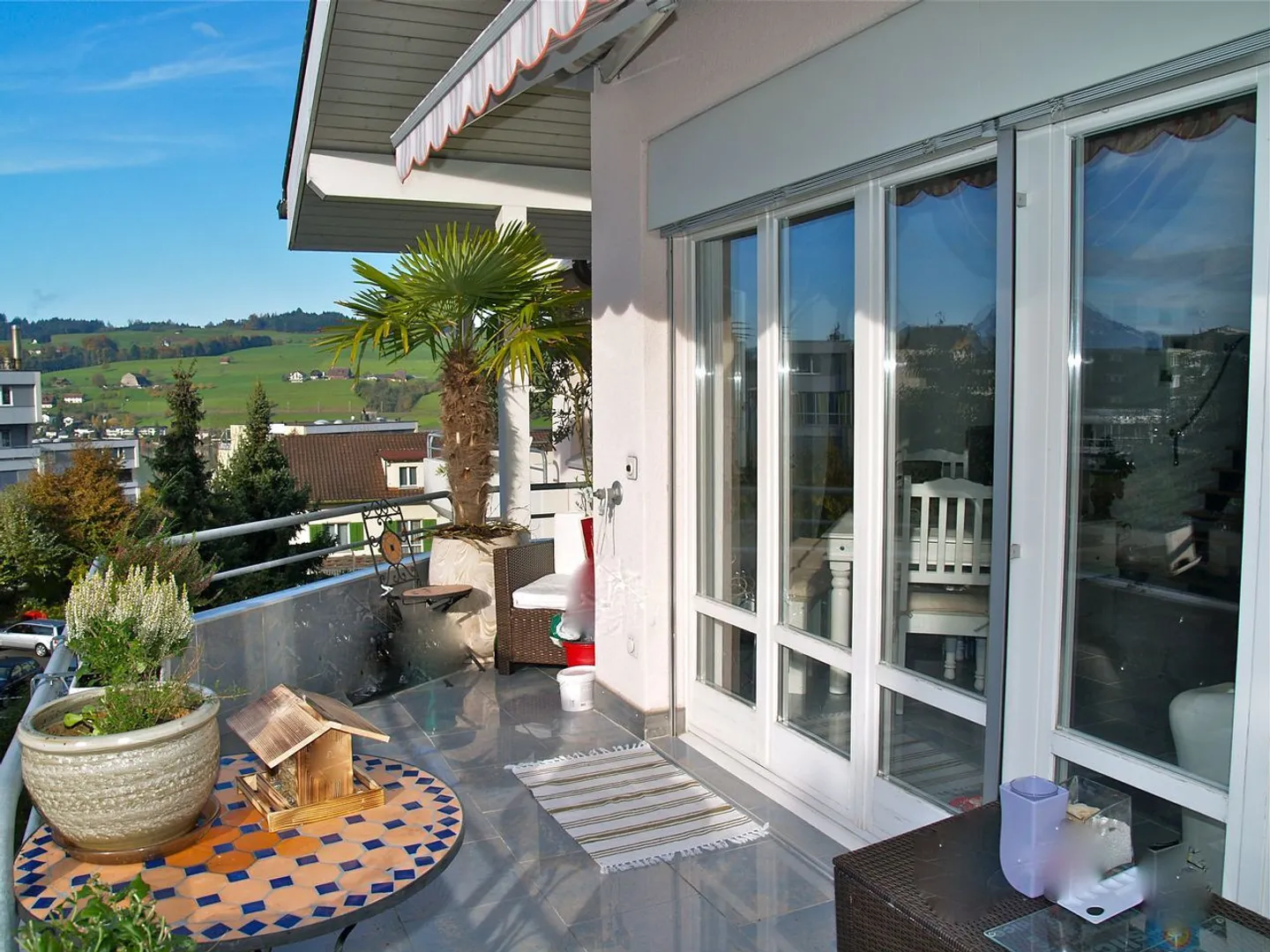 Grosszügige Wohnung mit Balkon - Foto 4 von 12