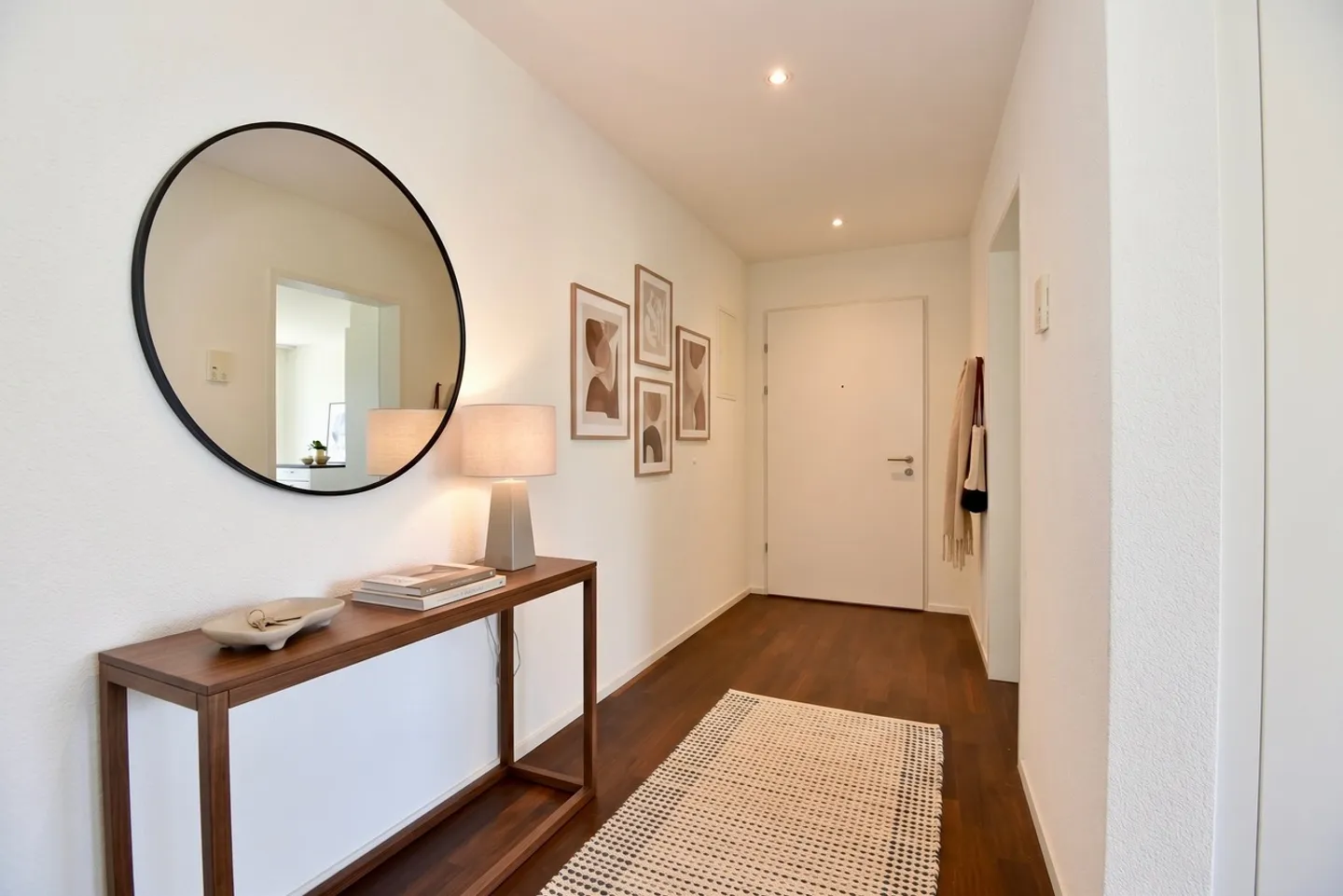 Moderne Wohnung mit Terrasse - Foto 10 von 11
