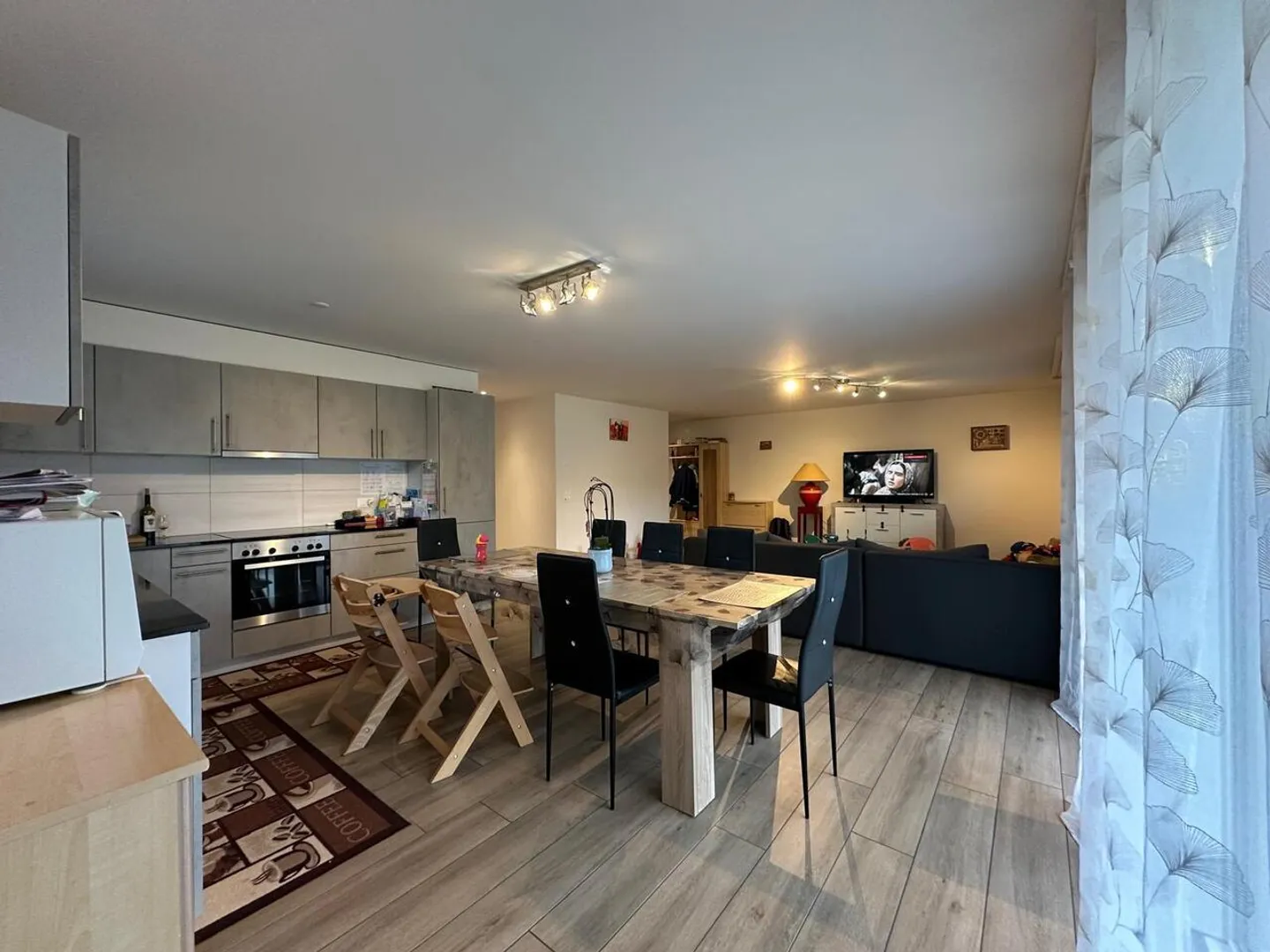 Magnifico appartamento di 4,5 locali con giardino privato - Foto 7 di 12