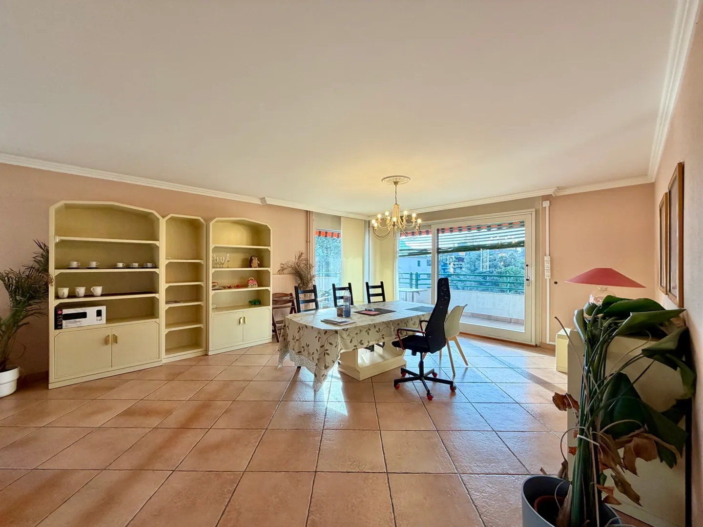 FOR SALE - 4.5-room apartment in Clarens - Photo 3 of 10