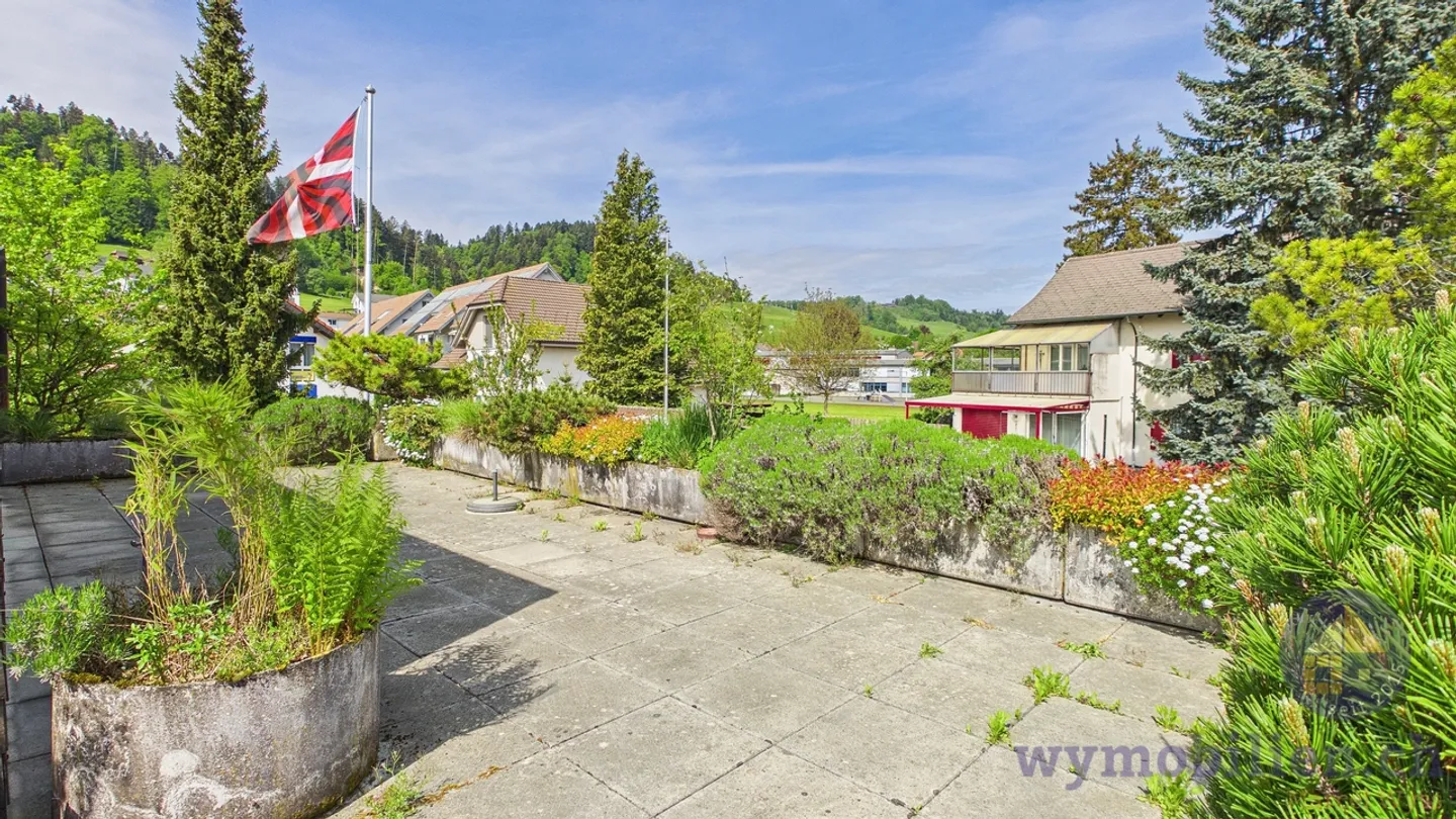 Ampia casa unifamiliare a Oberburg - Posizione tranquilla + Giardino da sogno - Foto 12 di 13