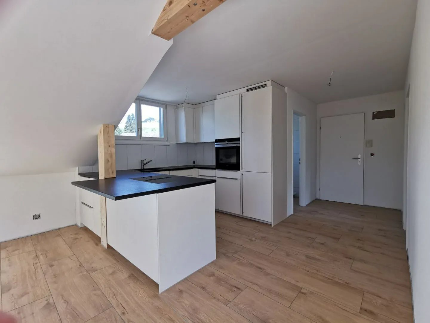 Everyday and Holiday in One - Newly Renovated Attic Apartment with Balcony - Photo 4 of 9