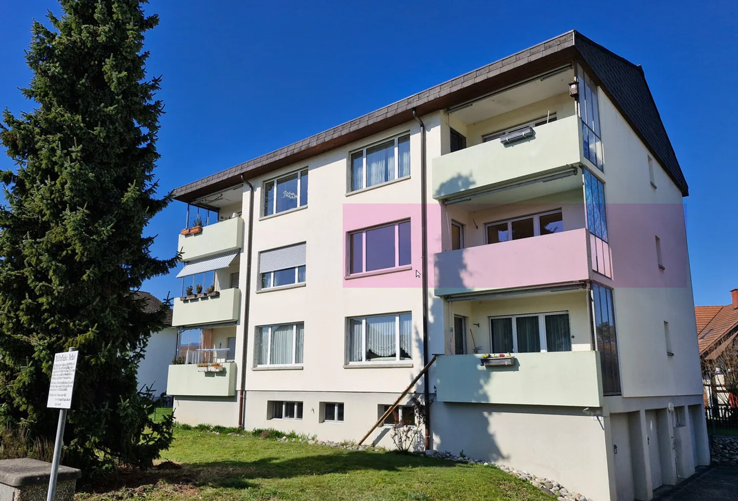 Live quietly and affordably in the beautiful Wasseramt - Photo 1 of 9