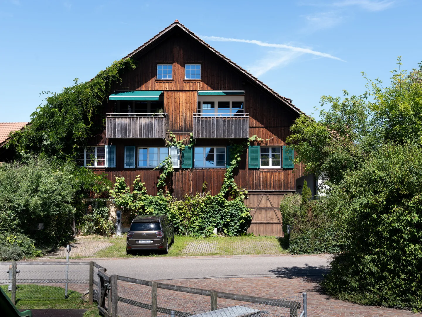 Heimeliges Zuhause im Dorfkern von Brüttisellen - Photo 1 of 13