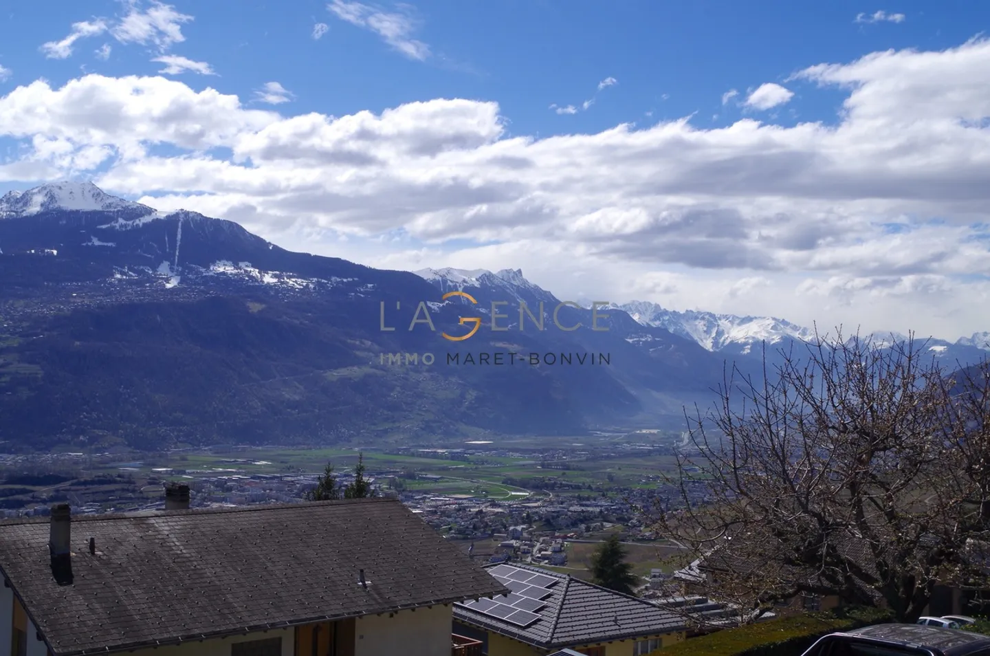 APARTMENT 4.5 ROOMS WITH TERRACE - GARDEN AND PANORAMIC VIEW - Photo 9 of 11