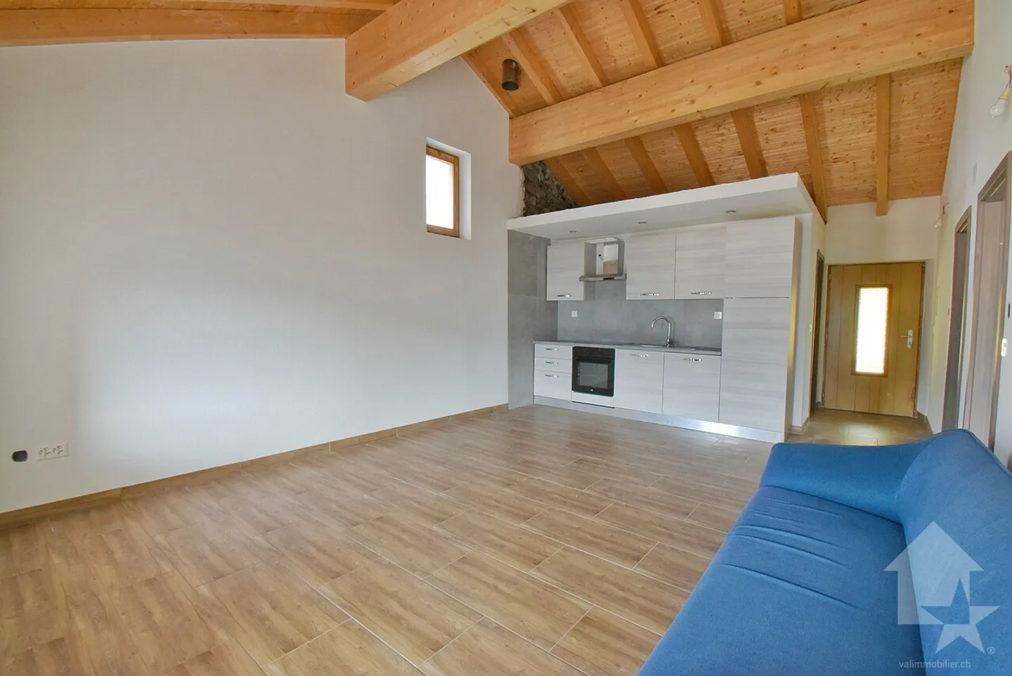 2 apartment house completely renovated in 2025! - Photo 4 of 13