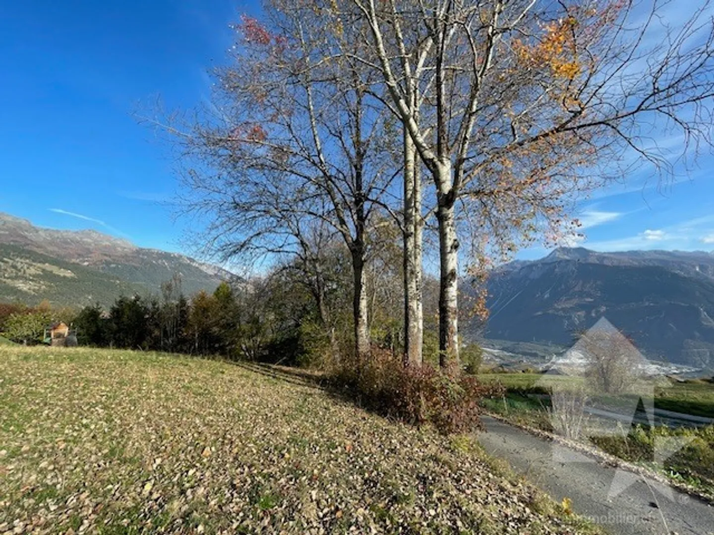 Building plot, gently sloping, quiet and with panoramic view - Photo 6 of 7