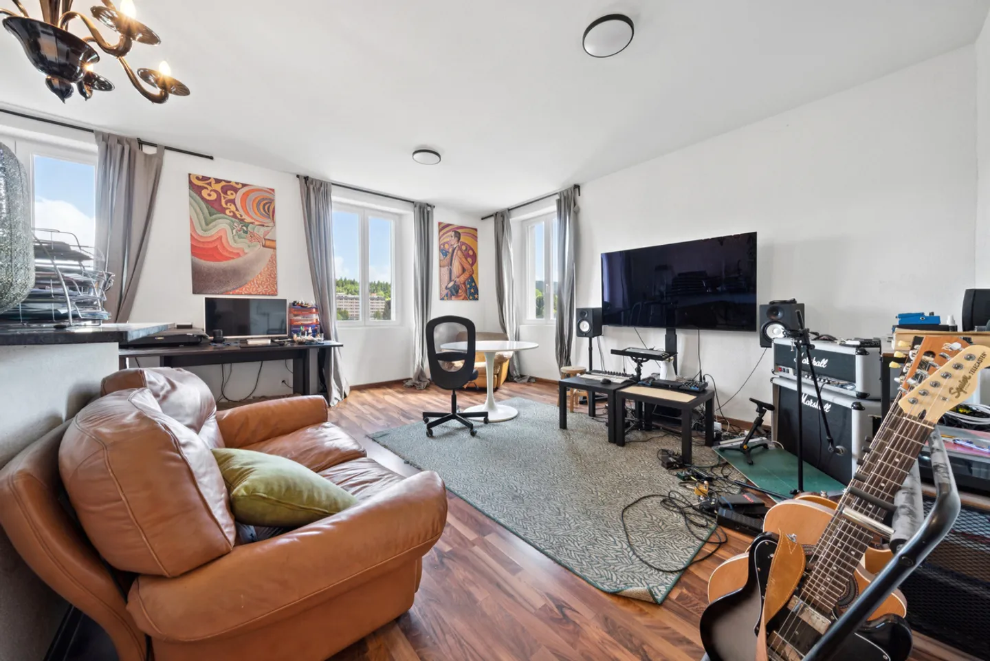 Bell'appartamento di 3,5 locali in un bel edificio di 3 appartamenti - Foto 6 di 10