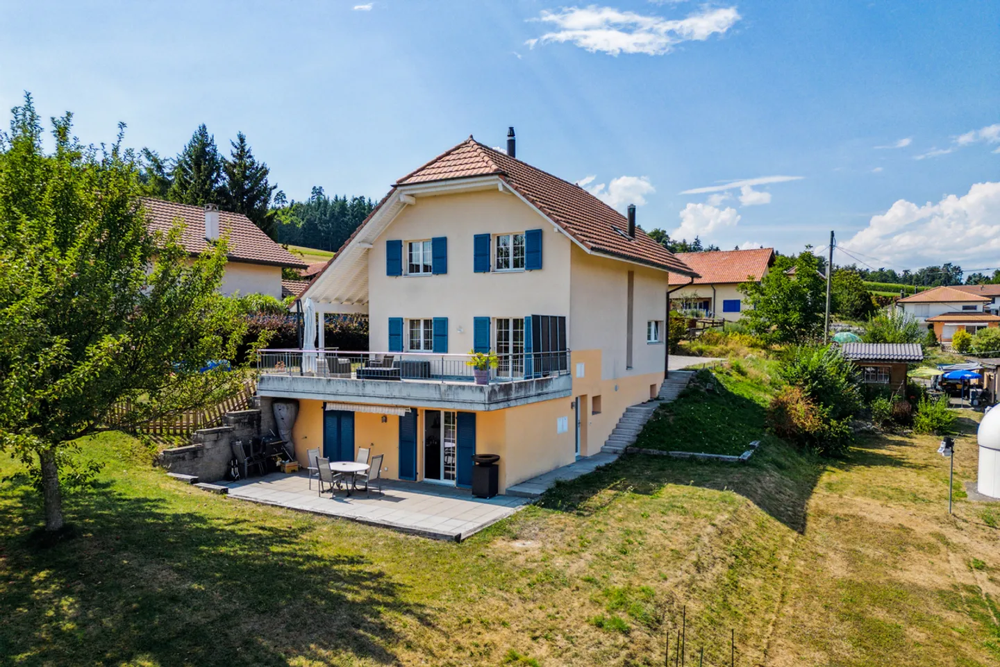 Superb individual property with beautiful unobstructed view - Photo 12 of 12