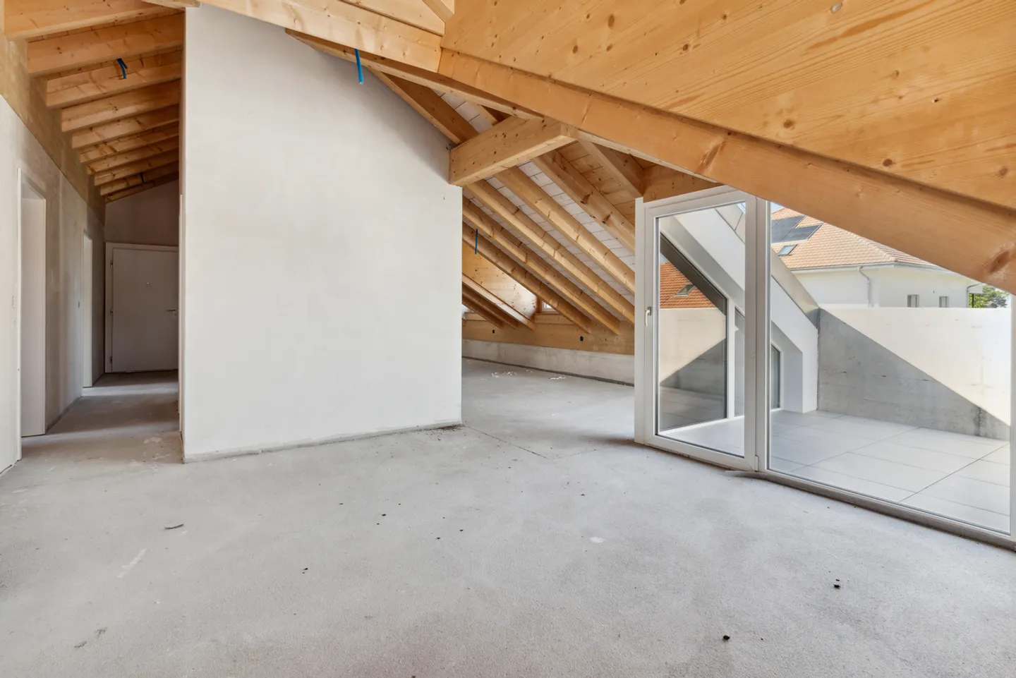 Residence Les Jardins - New construction and renovated farmhouse - Photo 5 of 9