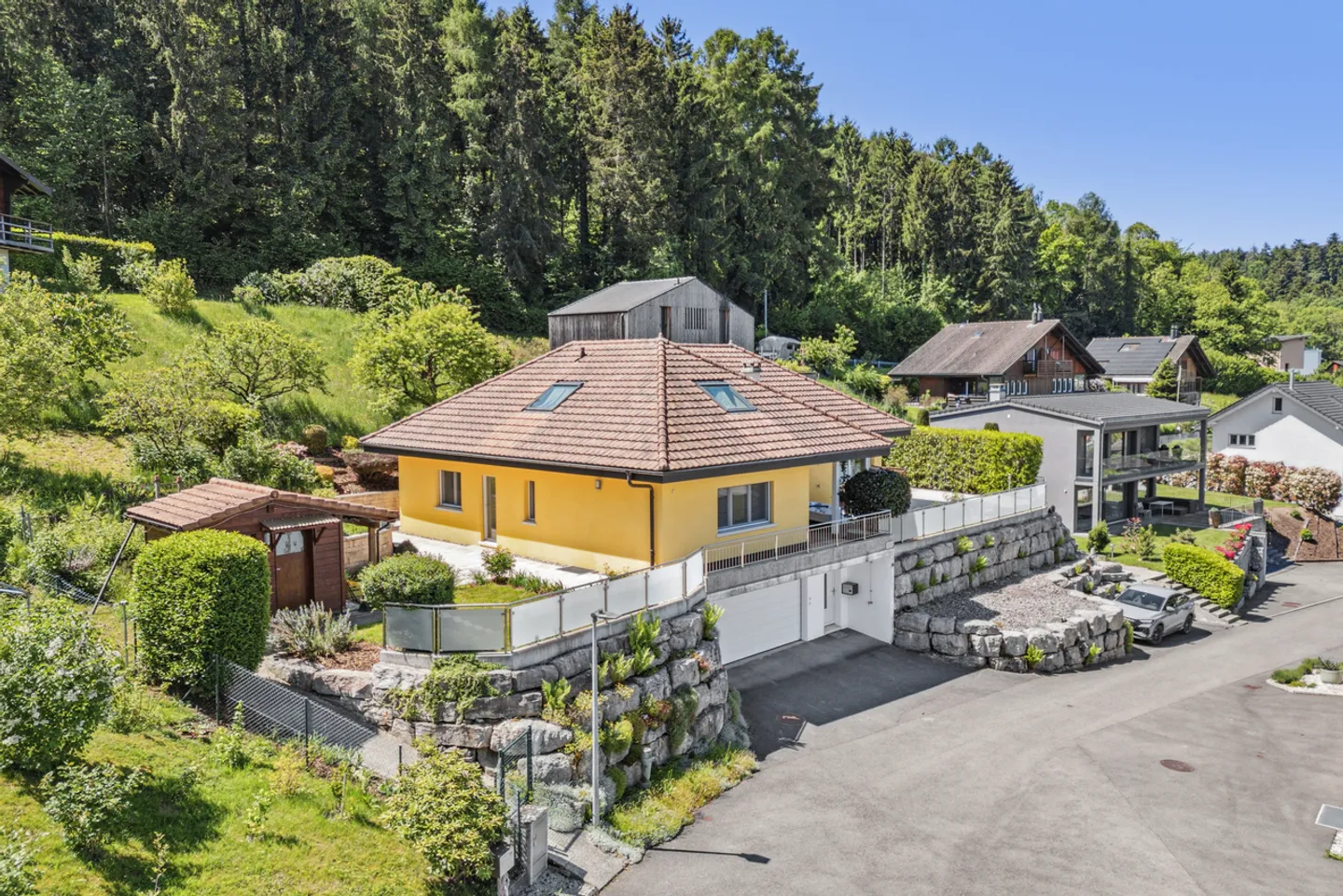 Magnificent detached villa with 7.5 rooms and lake view - Photo 10 of 10