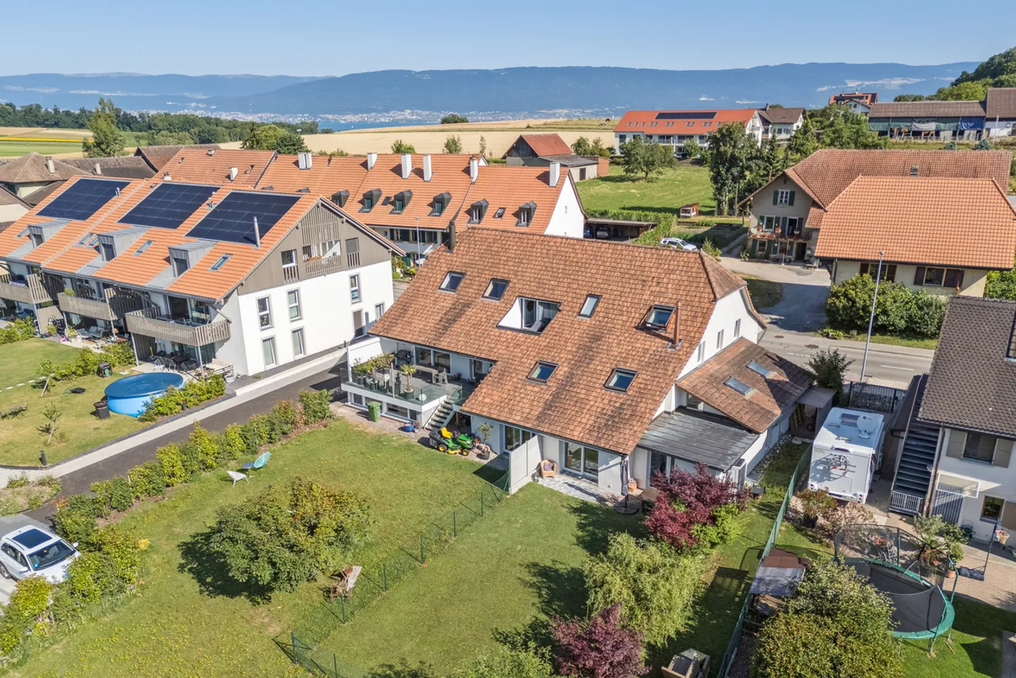 Superbo appartamento di 4 stanze con fascino e vista lago - Foto 11 di 11