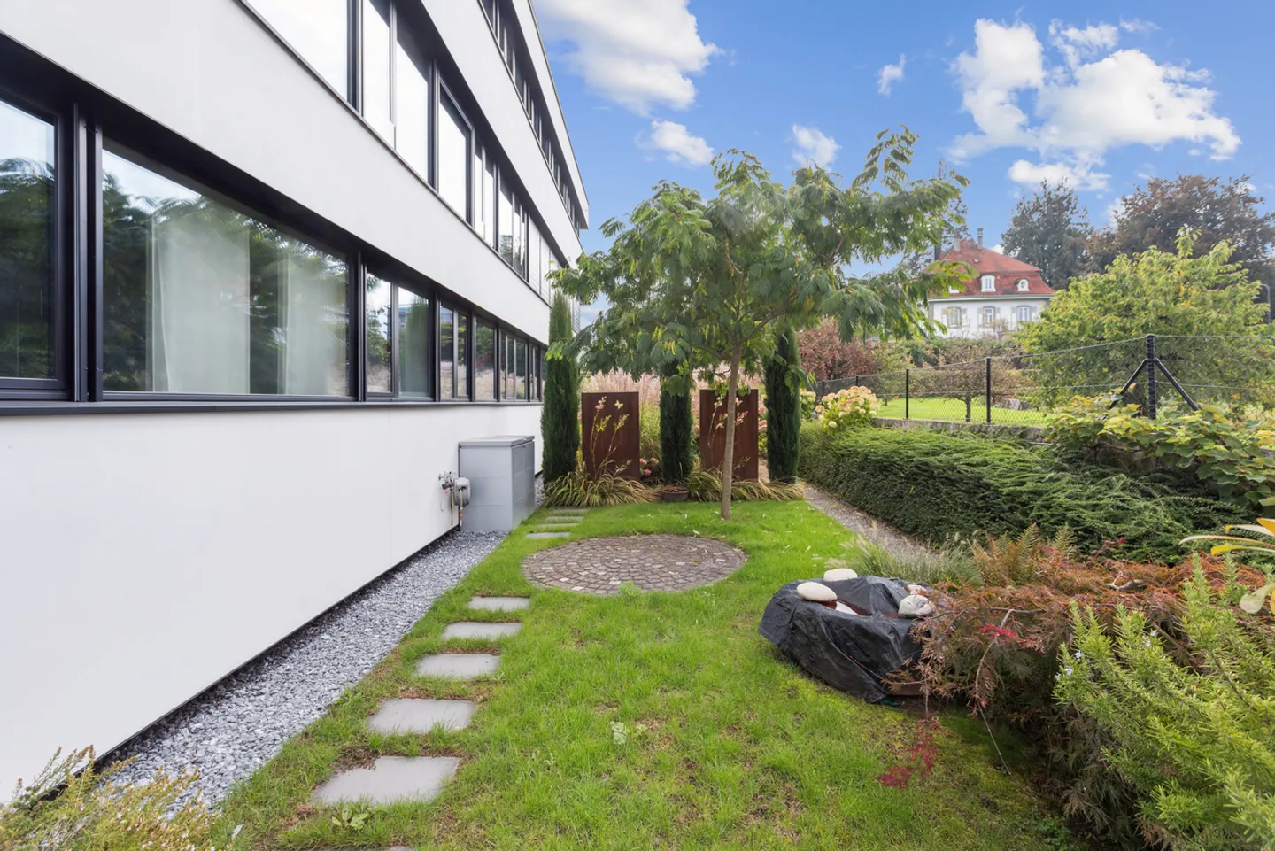 Appartamento di 4,5 stanze di alta qualità con giardino e vista lago - Foto 7 di 12