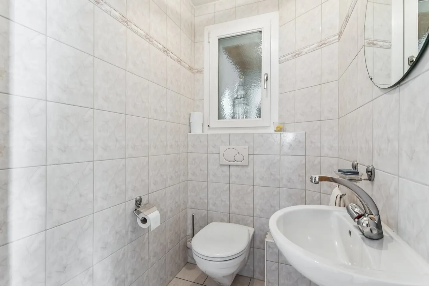 Magnifica villa bifamiliare con piscina e alloggio indipendente a Misery - Foto 5 di 13