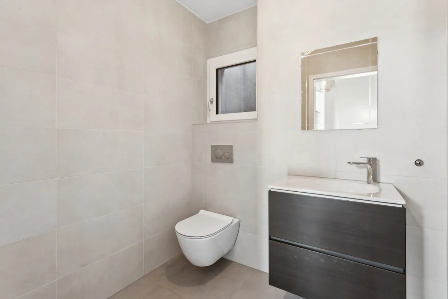 Superbe maison jumelée de 5.5 pcs à vendre à Cudrefin/Champmartin - Foto 7 von 13