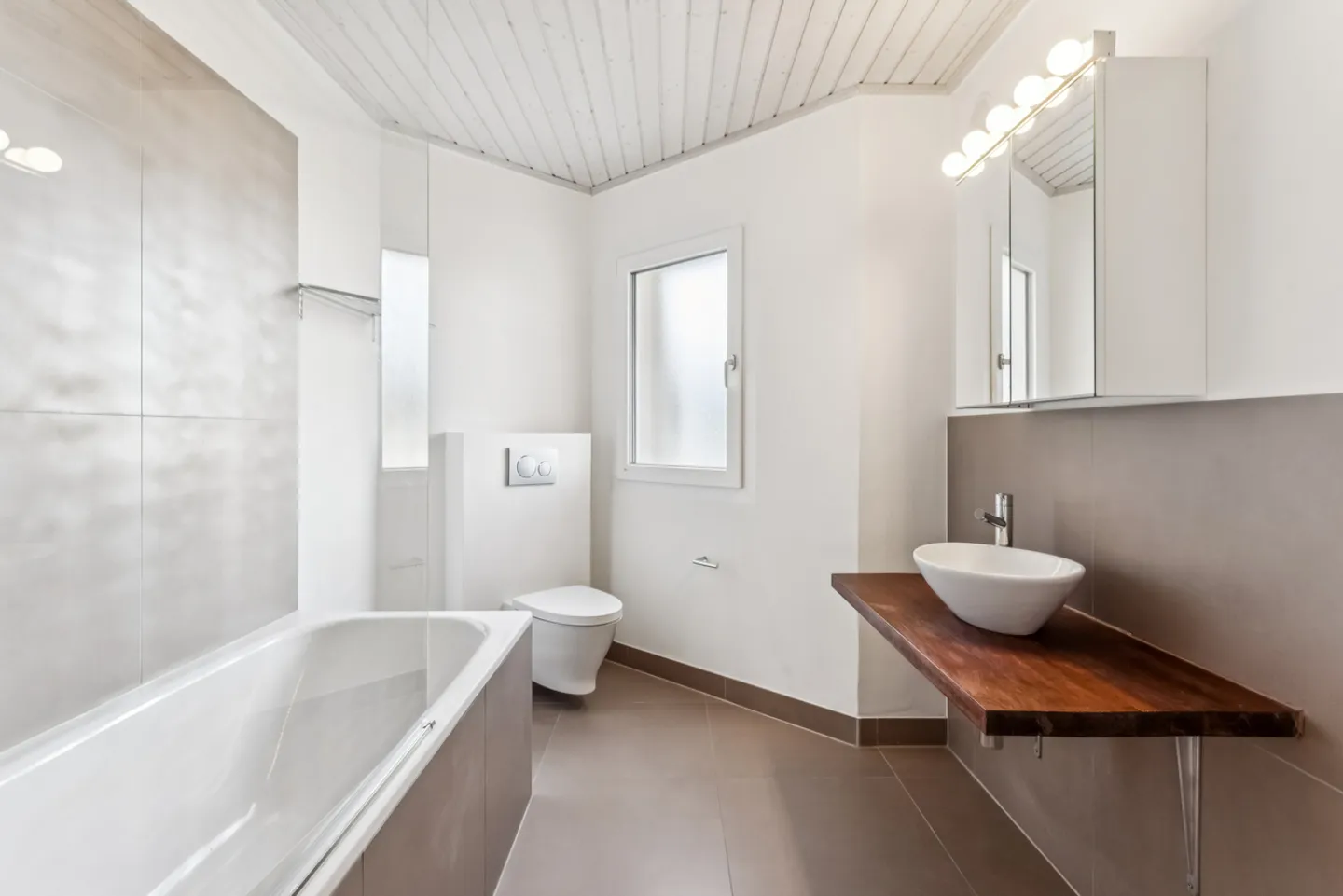 Casa a schiera di 5,5 stanze vicino a tutti i servizi - Foto 11 di 13