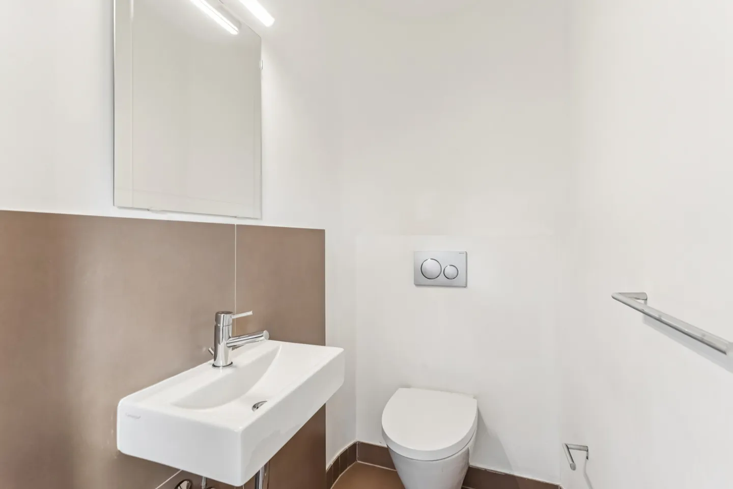 Casa a schiera di 5,5 stanze vicino a tutti i servizi - Foto 6 di 13