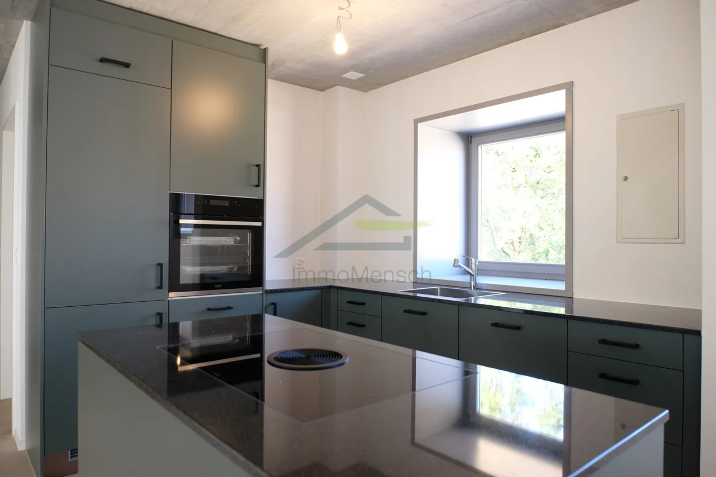 Appartement 2,5 pièces idéalement situé et moderne ! - Photo 9 sur 13