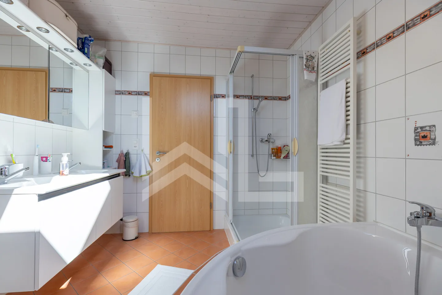 Charmante Villa neben dem Stadtzentrum mit separater Wohnung - Foto 6 von 13