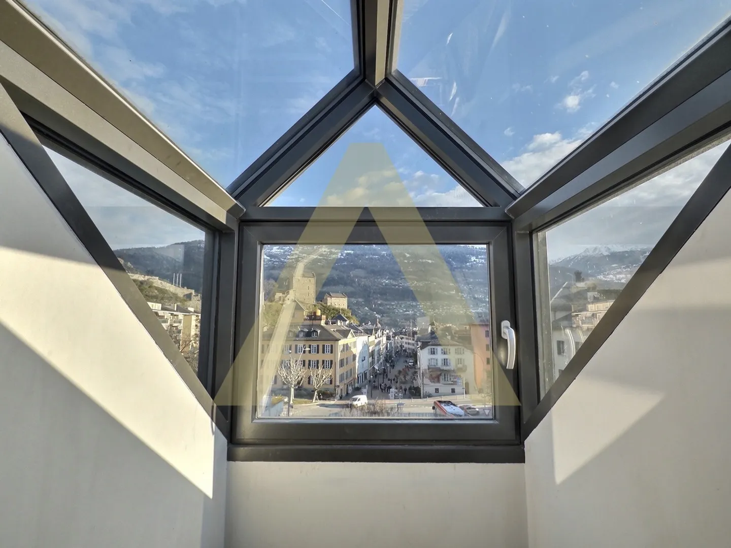 Wunderschönes Dachgeschoss-Loft - Foto 2 von 9