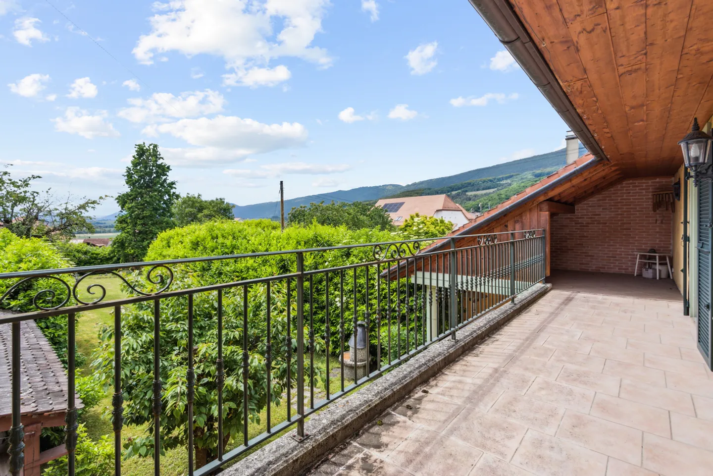 Propriété au charme authentique, finitions soignées et grand jardin - Photo 11 sur 13