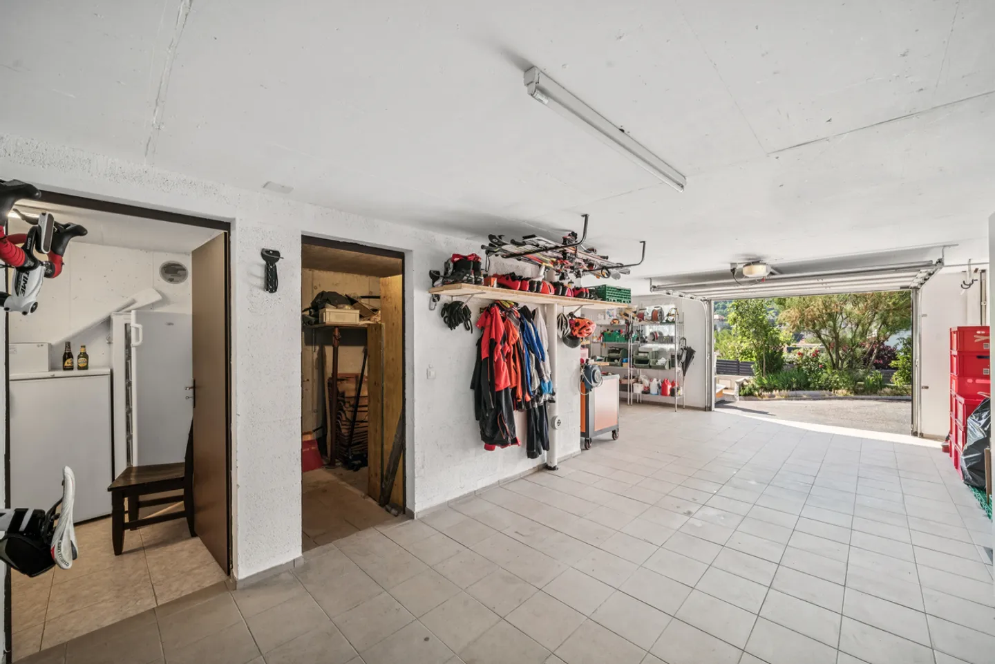 House in perfect condition with stunning views of Vallorbe - Photo 12 of 13