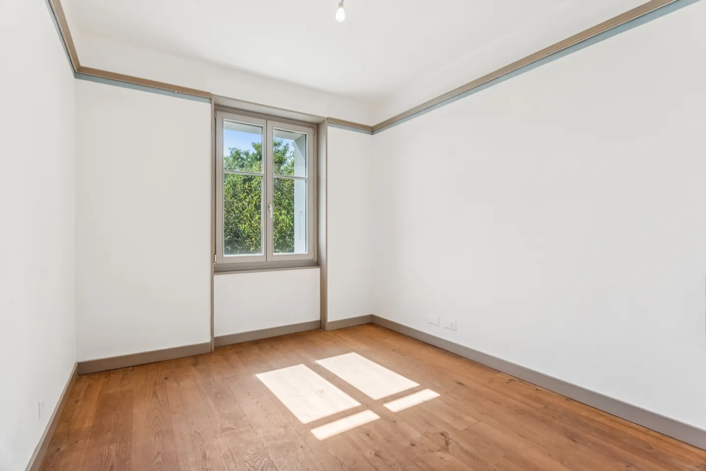 Maison individuelle 6.5 pièces rénovée avec soin - Photo 5 sur 13
