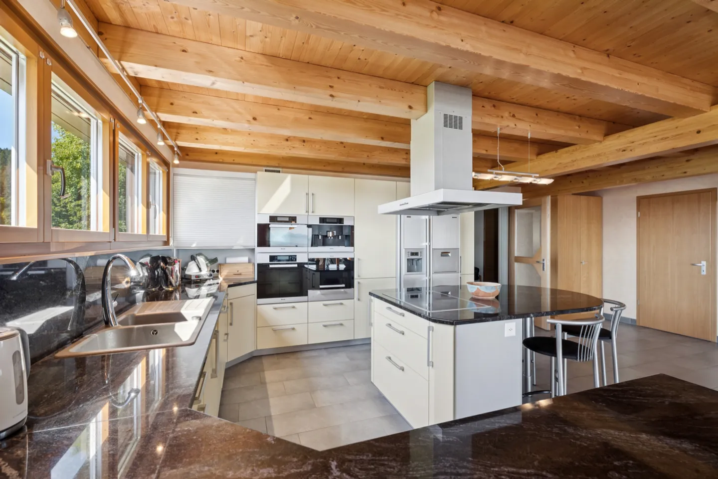 Chalet en ossature bois avec vue panoramique époustouflante - Foto 4 von 13