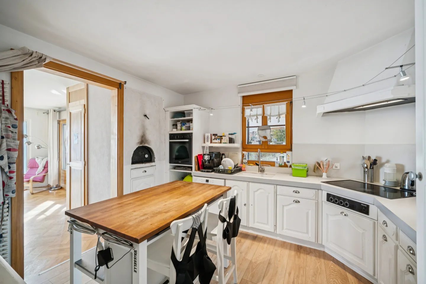 Spacieux appartement avec vue sur les Alpes - Foto 5 von 13