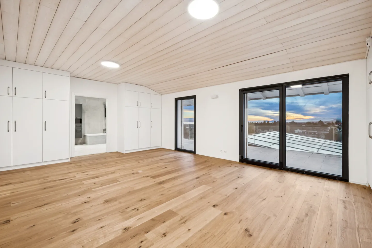 Villa eccezionale di 8,5 locali, vista lago e Alpi, 9 posti auto sotterranei - Foto 10 di 13