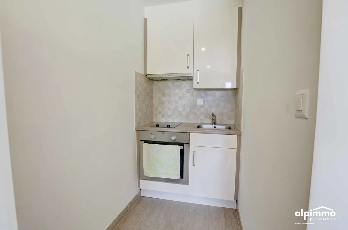 In affitto tutto l'anno a Siviez: Studio ristrutturato, arredato! - Foto 3 di 9