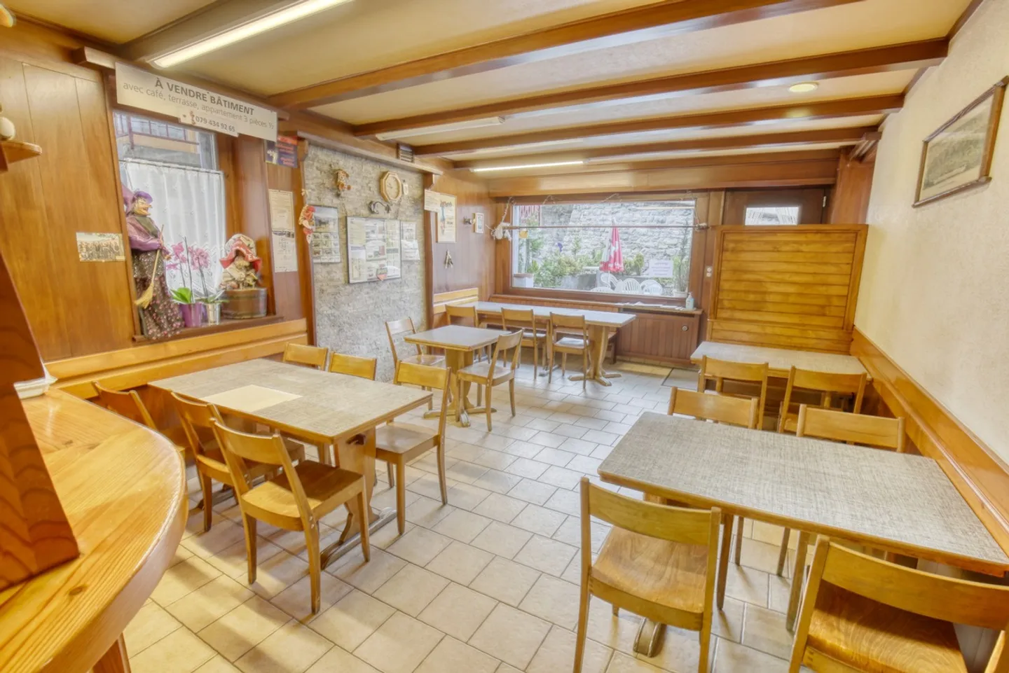 3.5-room apartment and a village café - Photo 2 of 10