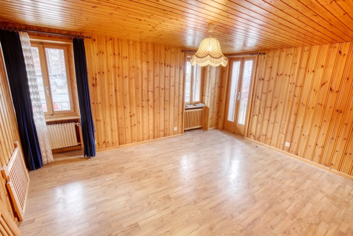 3.5-room apartment and a village café - Photo 8 of 10