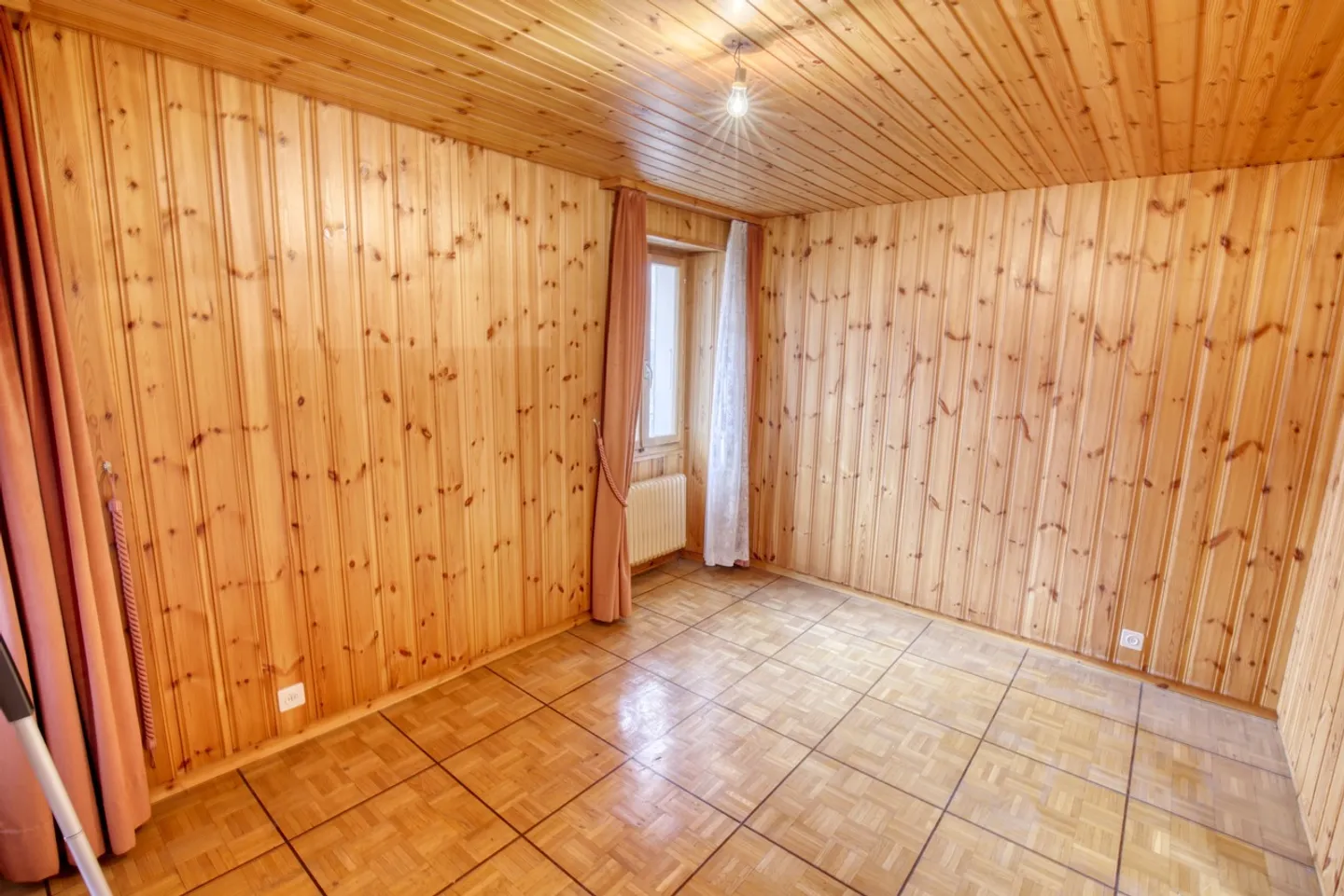 3.5-room apartment and a village café - Photo 6 of 10