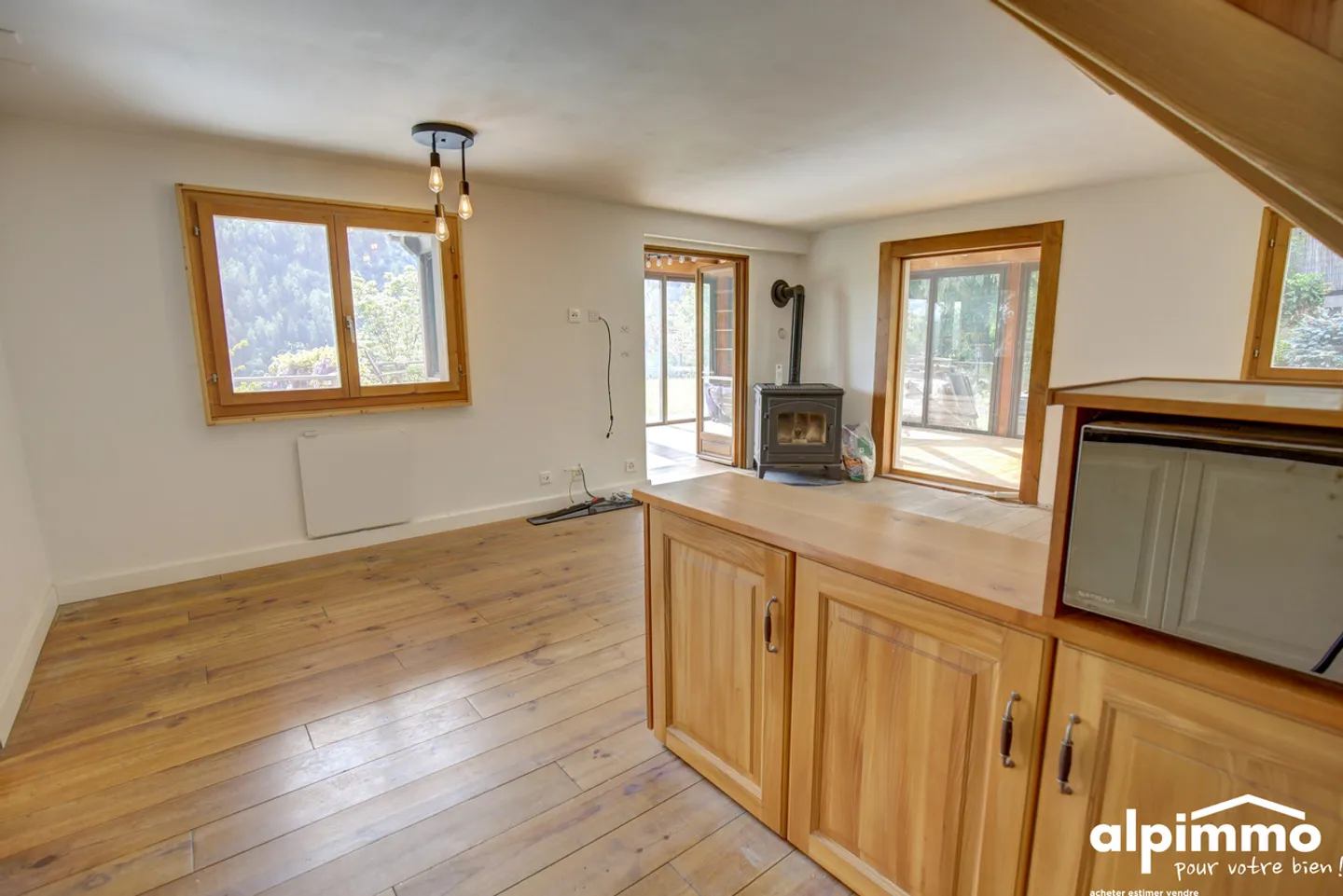 Wunderschönes Chalet in der Natur mit Wintergarten! - Foto 2 von 13