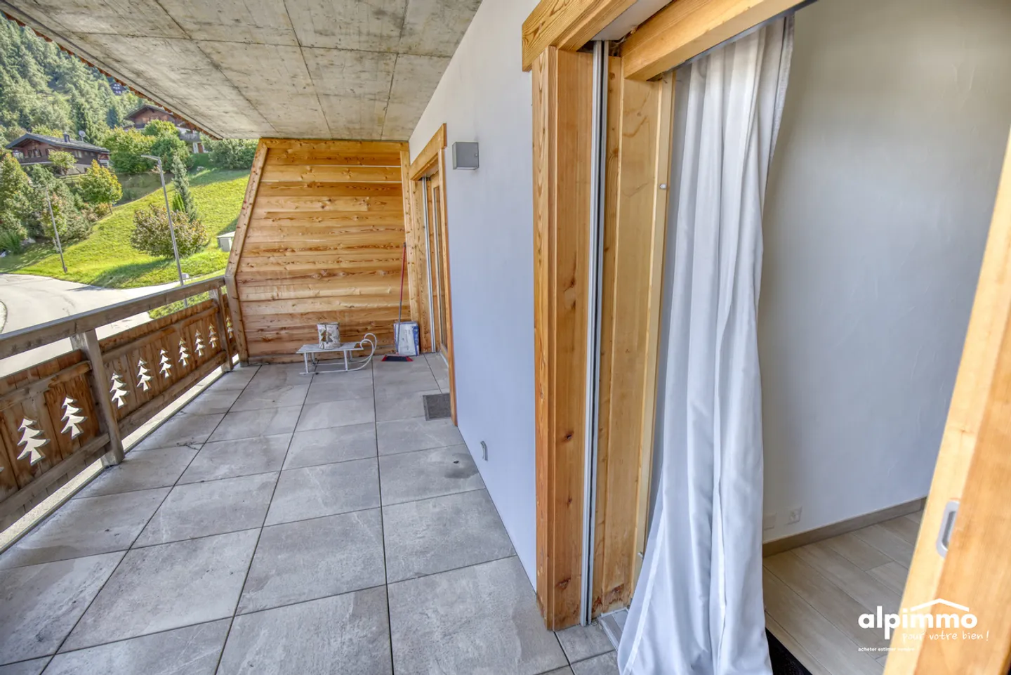 Appartement 3.5p de luxe en très bon état à vendre à Haute-Nenda - Foto 12 von 13