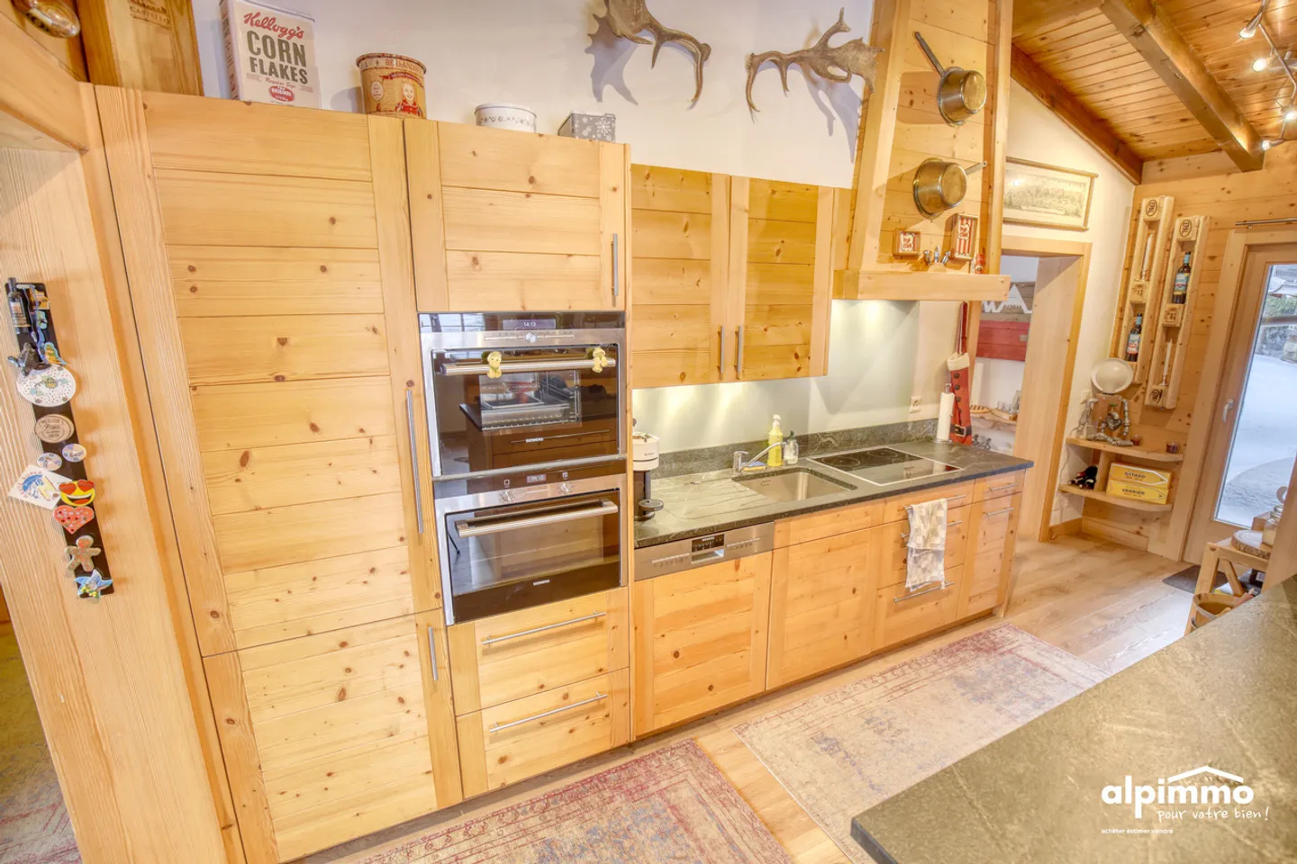 Chalet de caractère avec annexes - Photo 6 sur 13