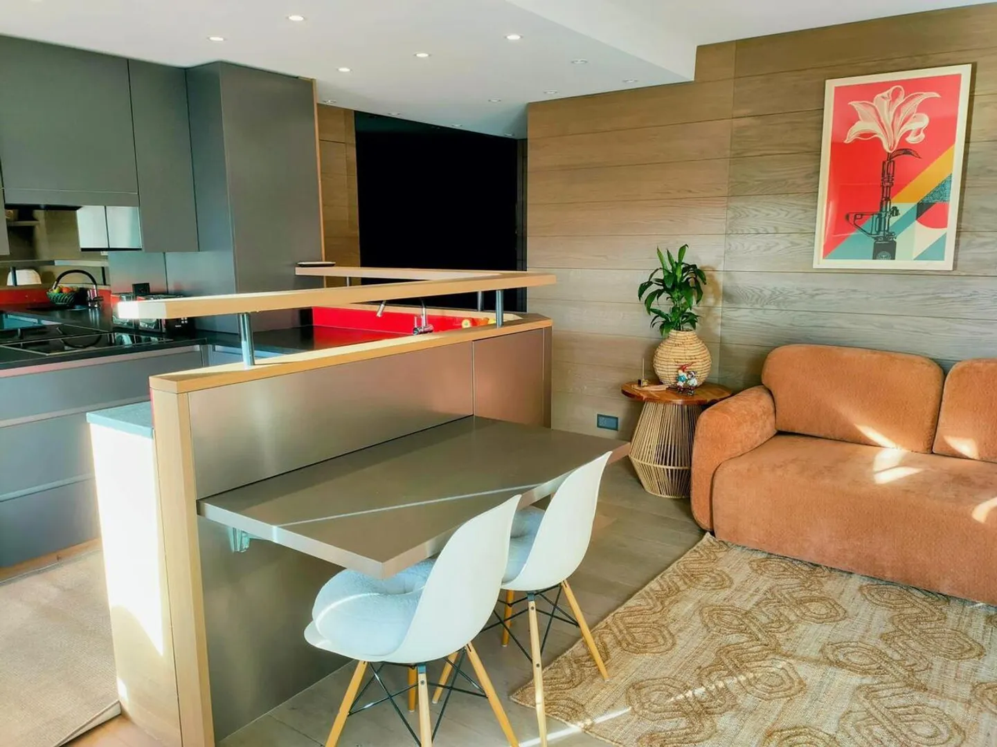 2,5 Zimmer Luxuswohnung mit Kamin - 62 m² renoviert und großer Balkon! - Foto 3 von 13