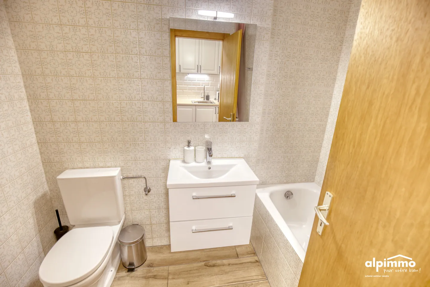 Studio charmant avec terrasse - Photo 9 sur 10