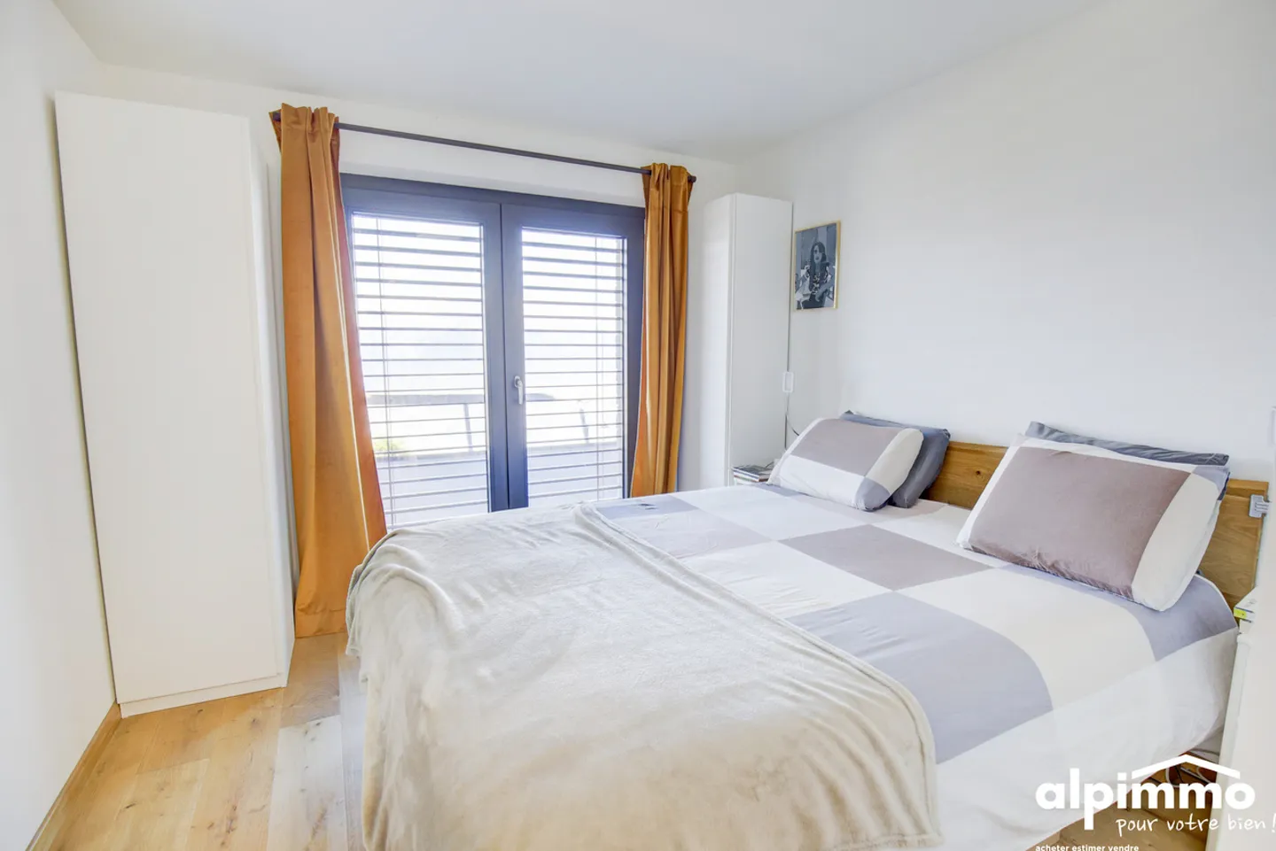 Magnifique chalet au bord du bisse à Nendaz ! - Photo 11 of 13