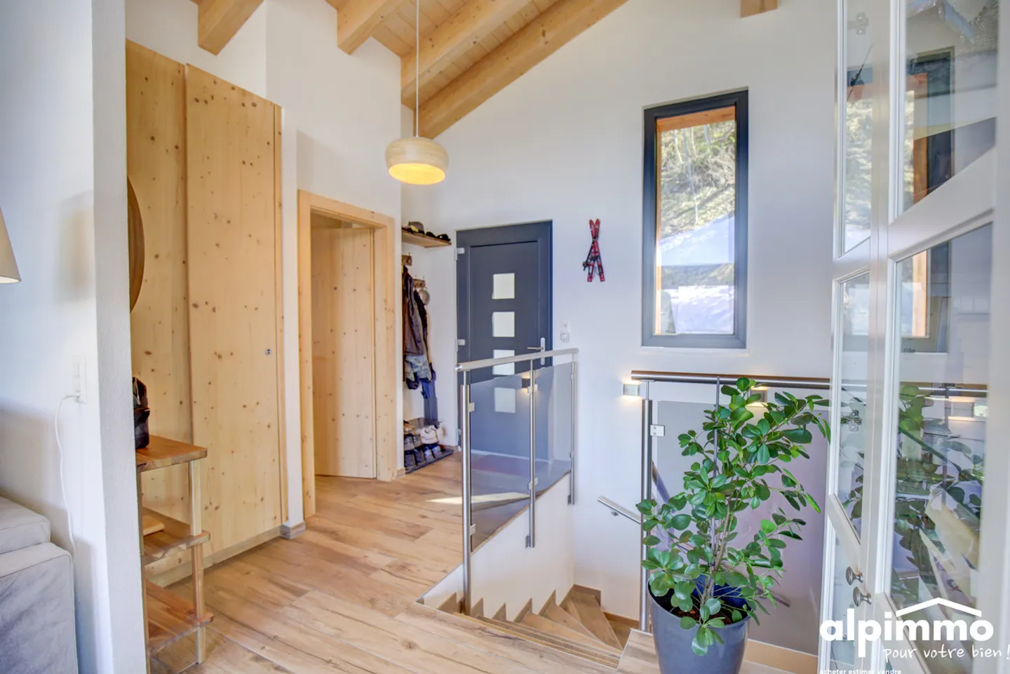 Magnifique chalet au bord du bisse à Nendaz ! - Photo 8 of 13