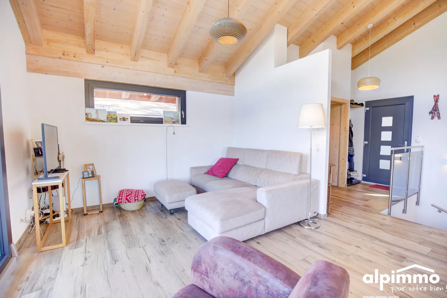 Magnifique chalet au bord du bisse à Nendaz ! - Photo 7 of 13