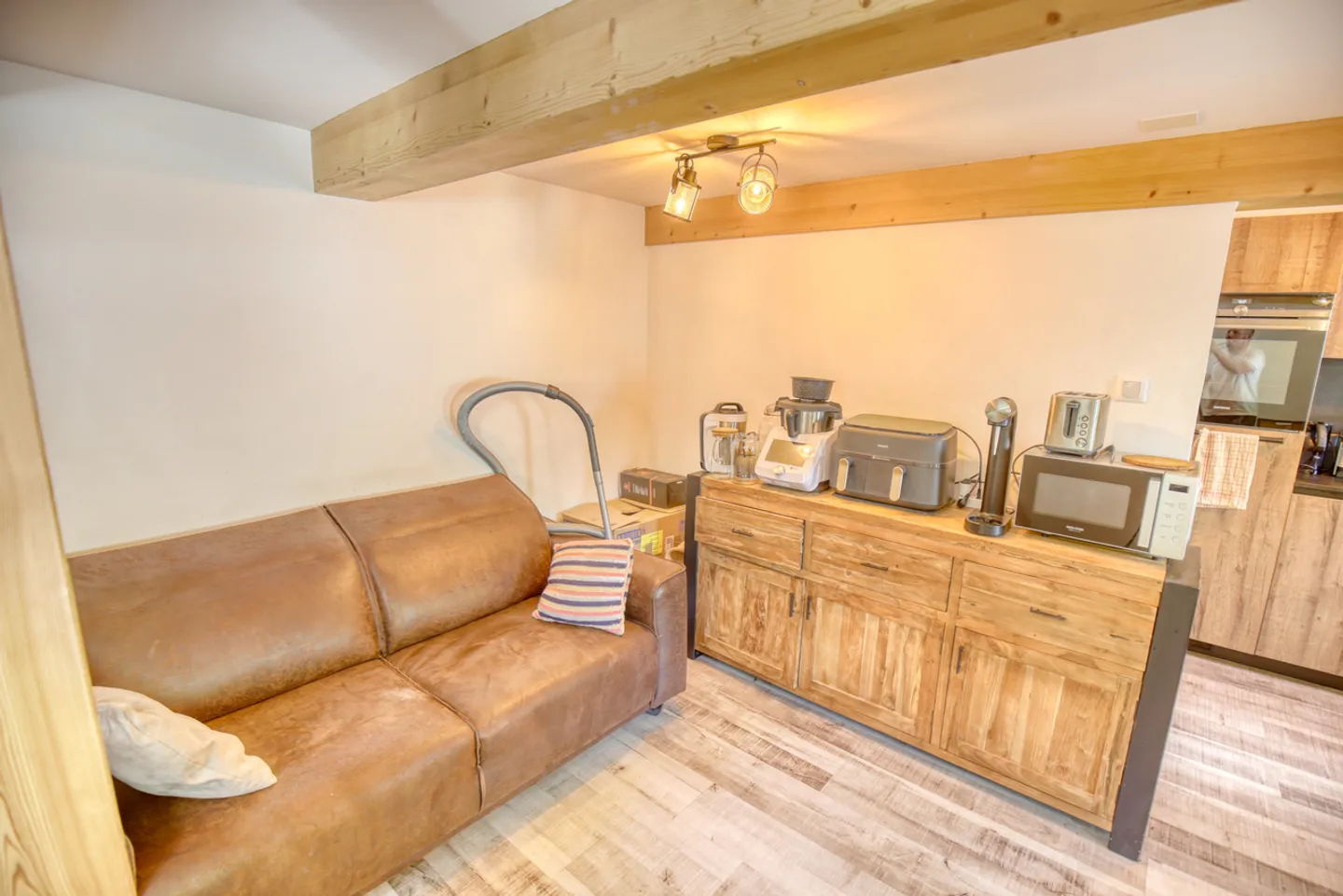 Chalet 3.5 rooms in condominium - Excellent rental potential - Photo 2 of 13