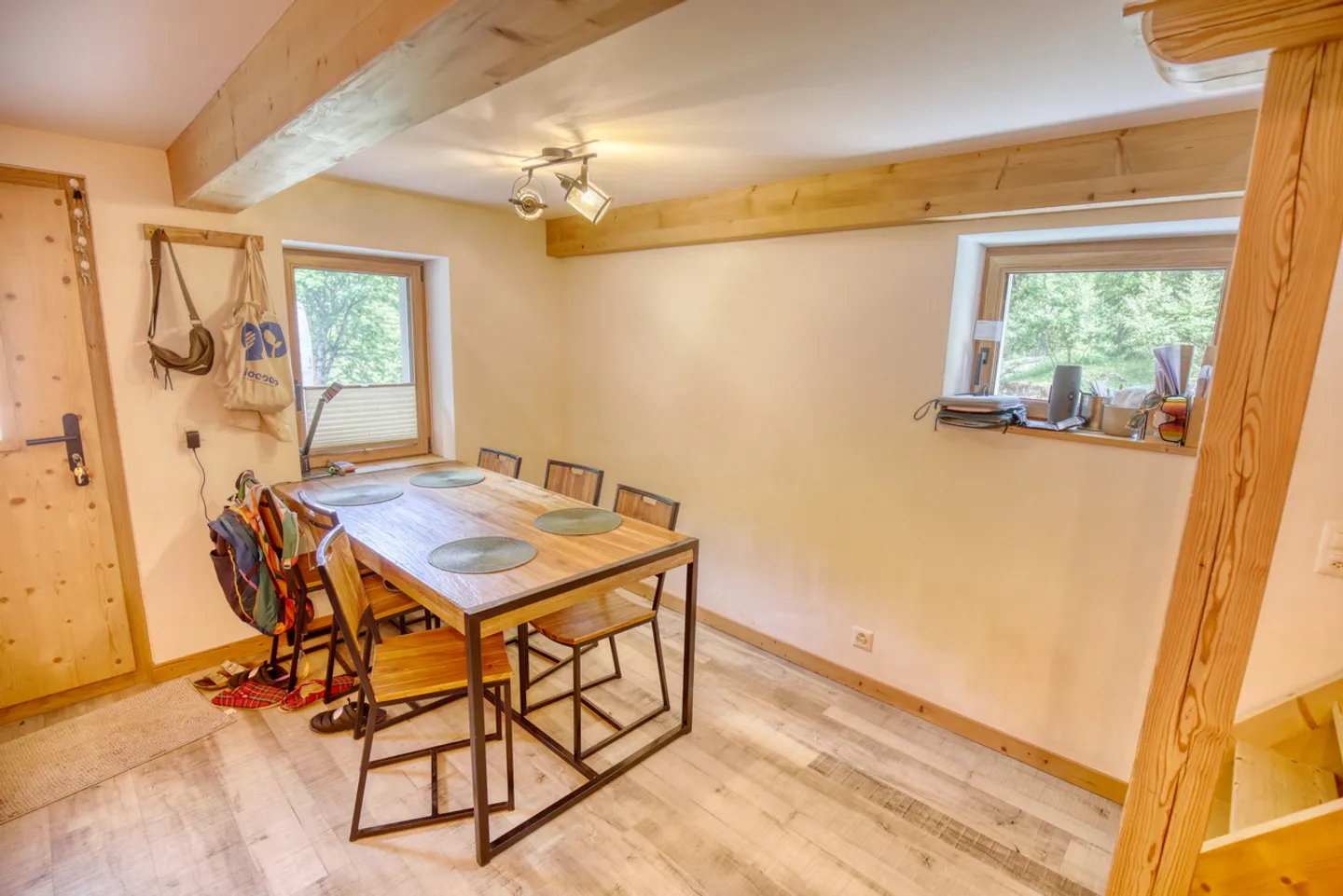Chalet 3.5 rooms in condominium - Excellent rental potential - Photo 3 of 13