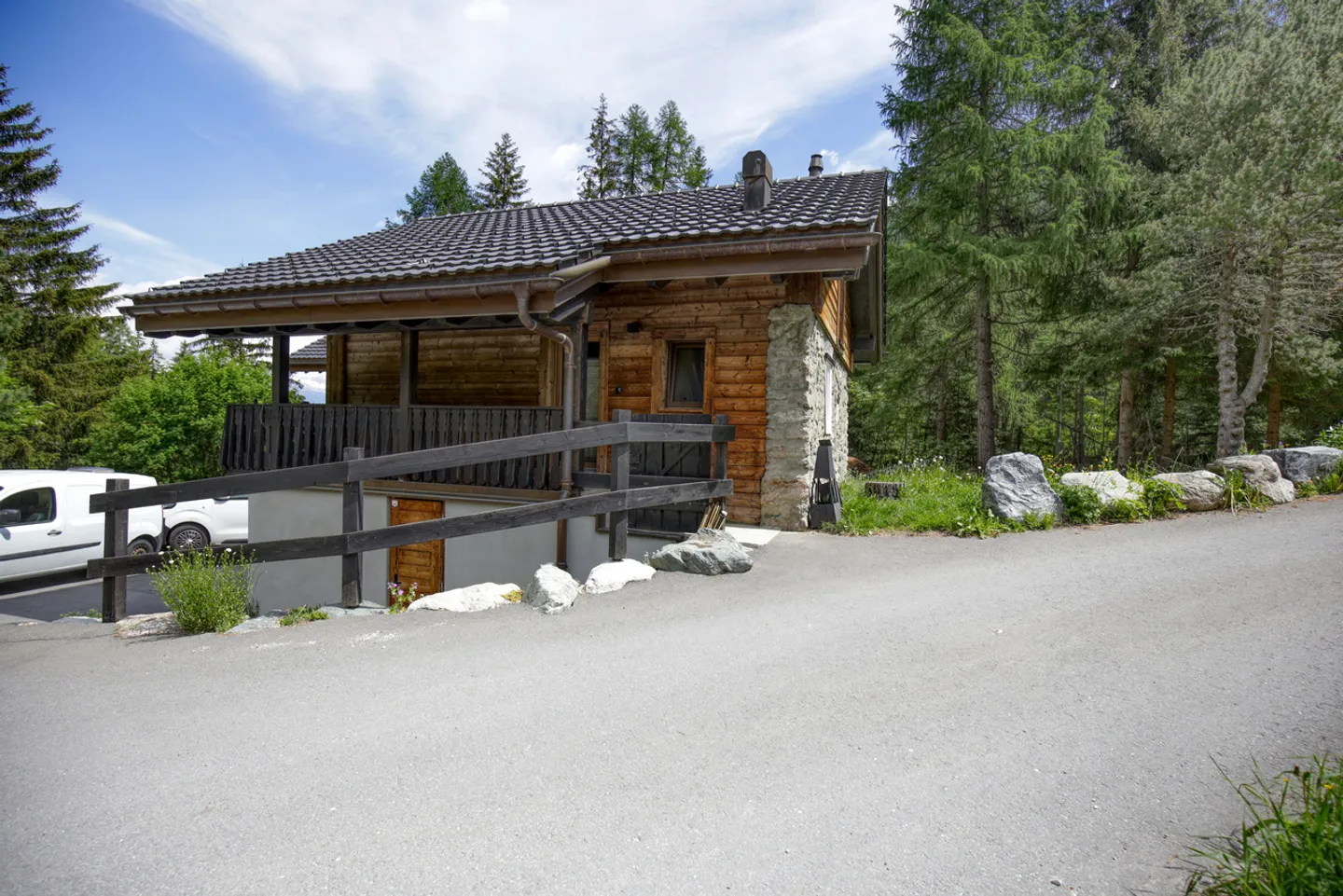 Chalet 3.5 rooms in condominium - Excellent rental potential - Photo 1 of 13