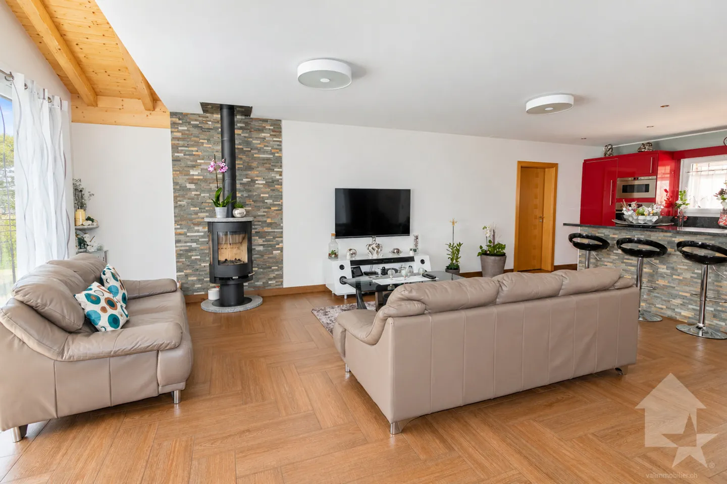 Magnificent 4.5 room villa + garage - Photo 6 of 13