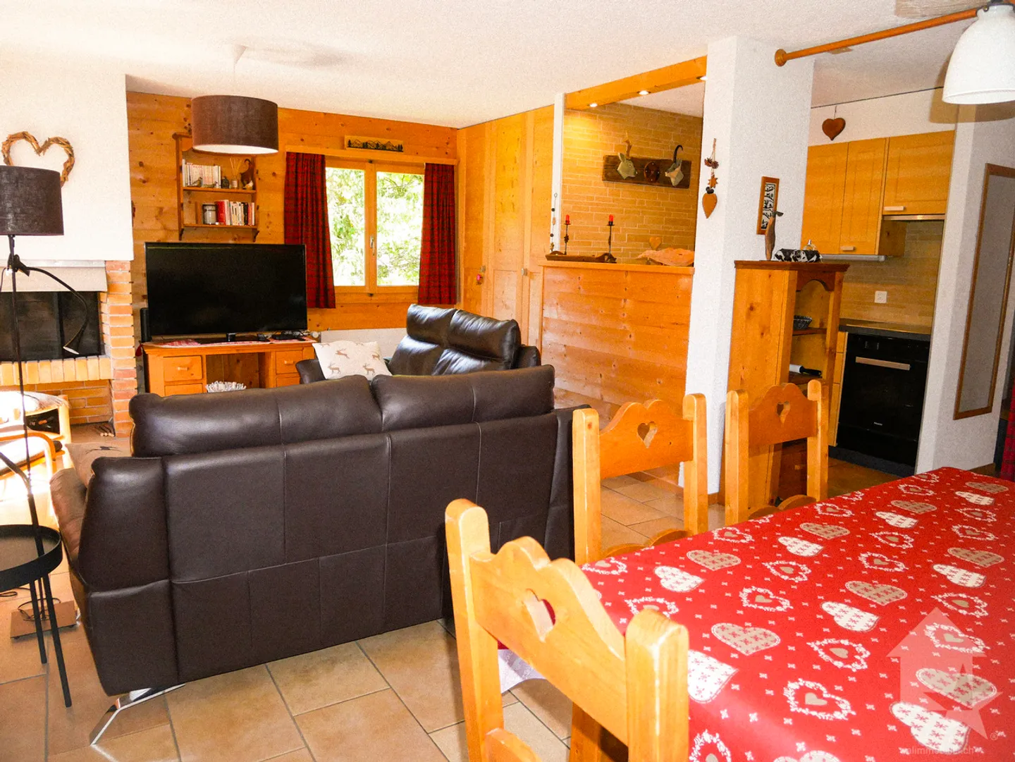 Wunderschöne Wohnung im Zentrum von Champex-Lac mit großem Balkon! - Foto 5 von 13