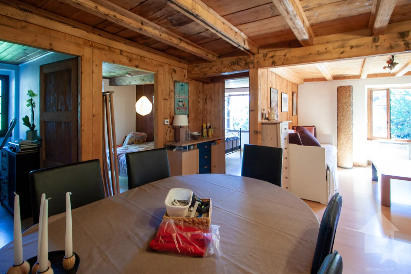 Apartment in a small chalet on the Mayens de Conthey - Photo 11 of 11